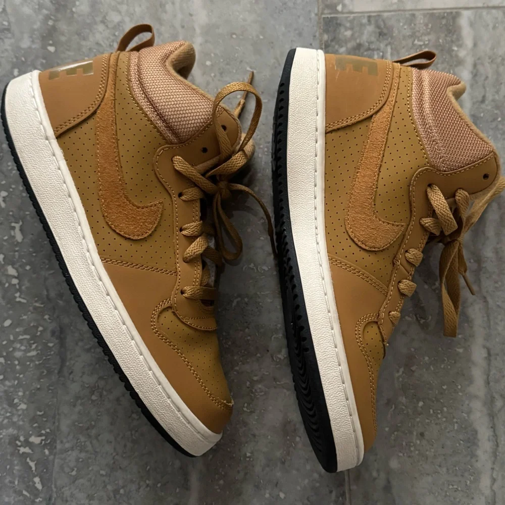 Nike Kids Tan Sneakers